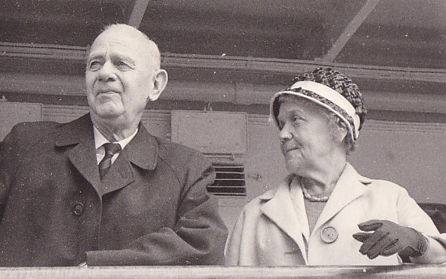 00-19621103003-Pappa_Oscar-mor_Elsa