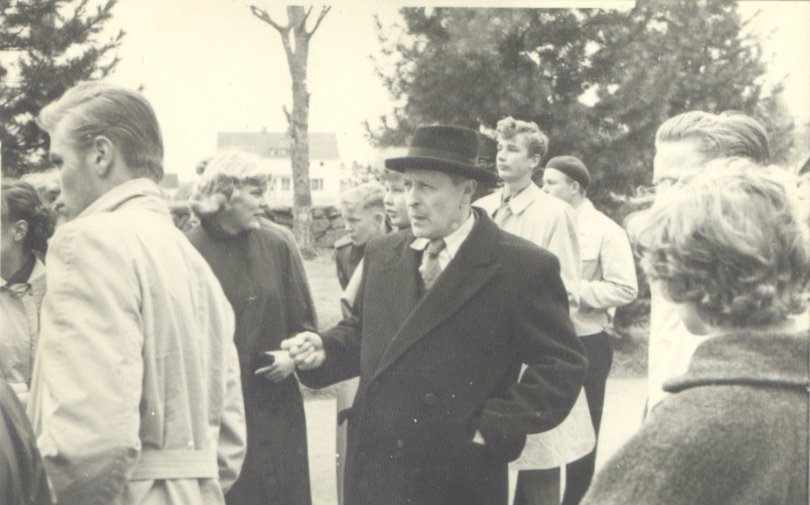 05-19550501001-ElimaenKirkolla-Luokkaretki-KyminYk