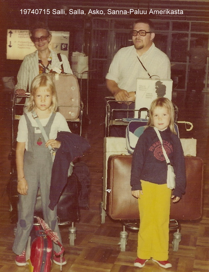 10-19740715002-Salli-Salla-Asko-Sanna-Paluu_Amerikasta-A052N