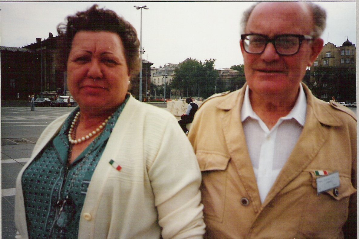 11-19860801042-Carla-Boretti-Lodovico-HosokTereBp-M2-ESEM86-Budapest-A0xxN