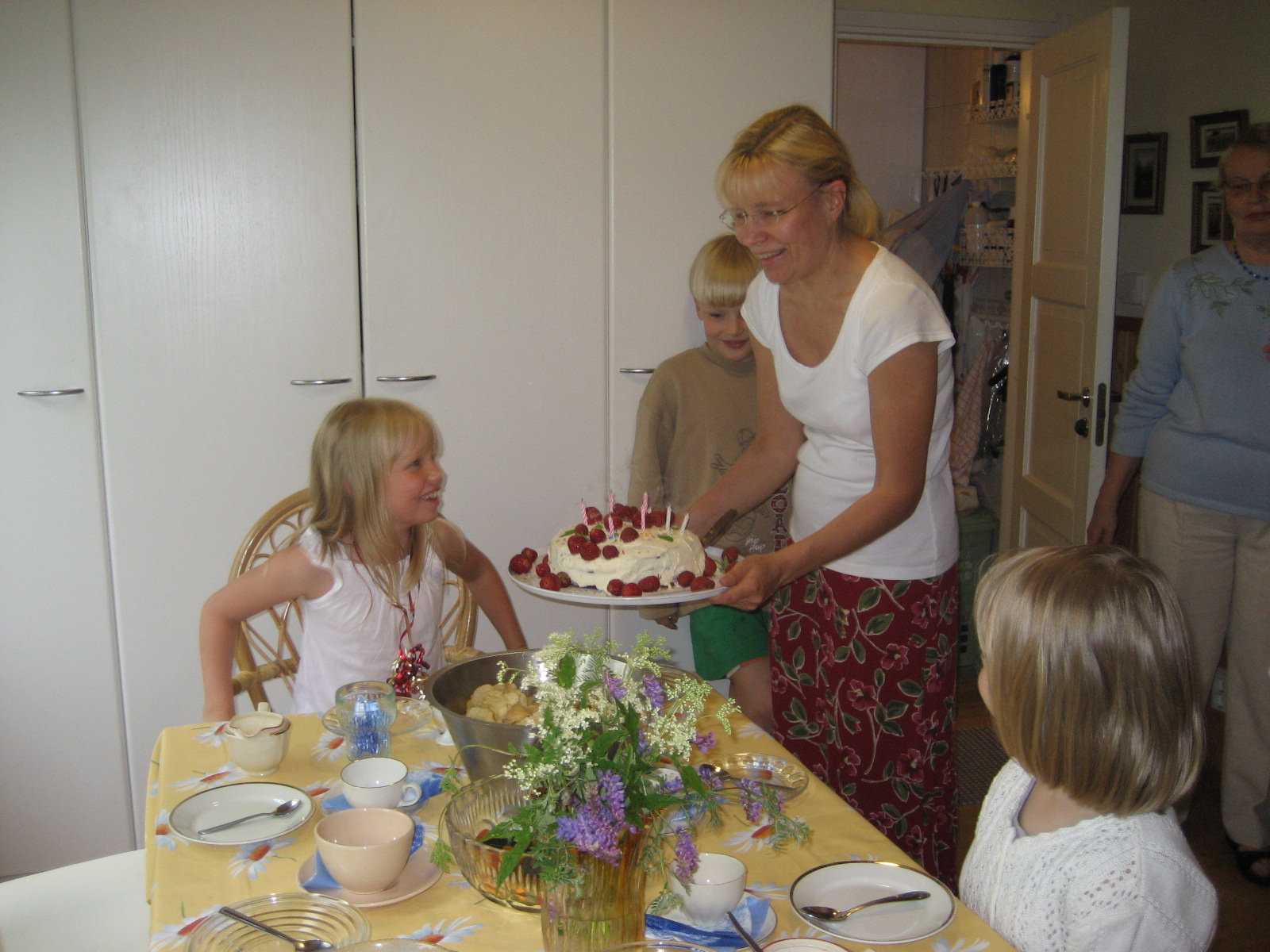 13-20070707009-Synttarikakku